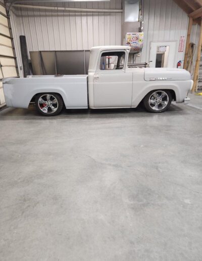 Dig's Rod Shop F100